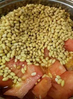 娱乐吃瓜酱做核酸的修勾,核酸检测背后的温馨瞬间